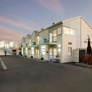 Motel V