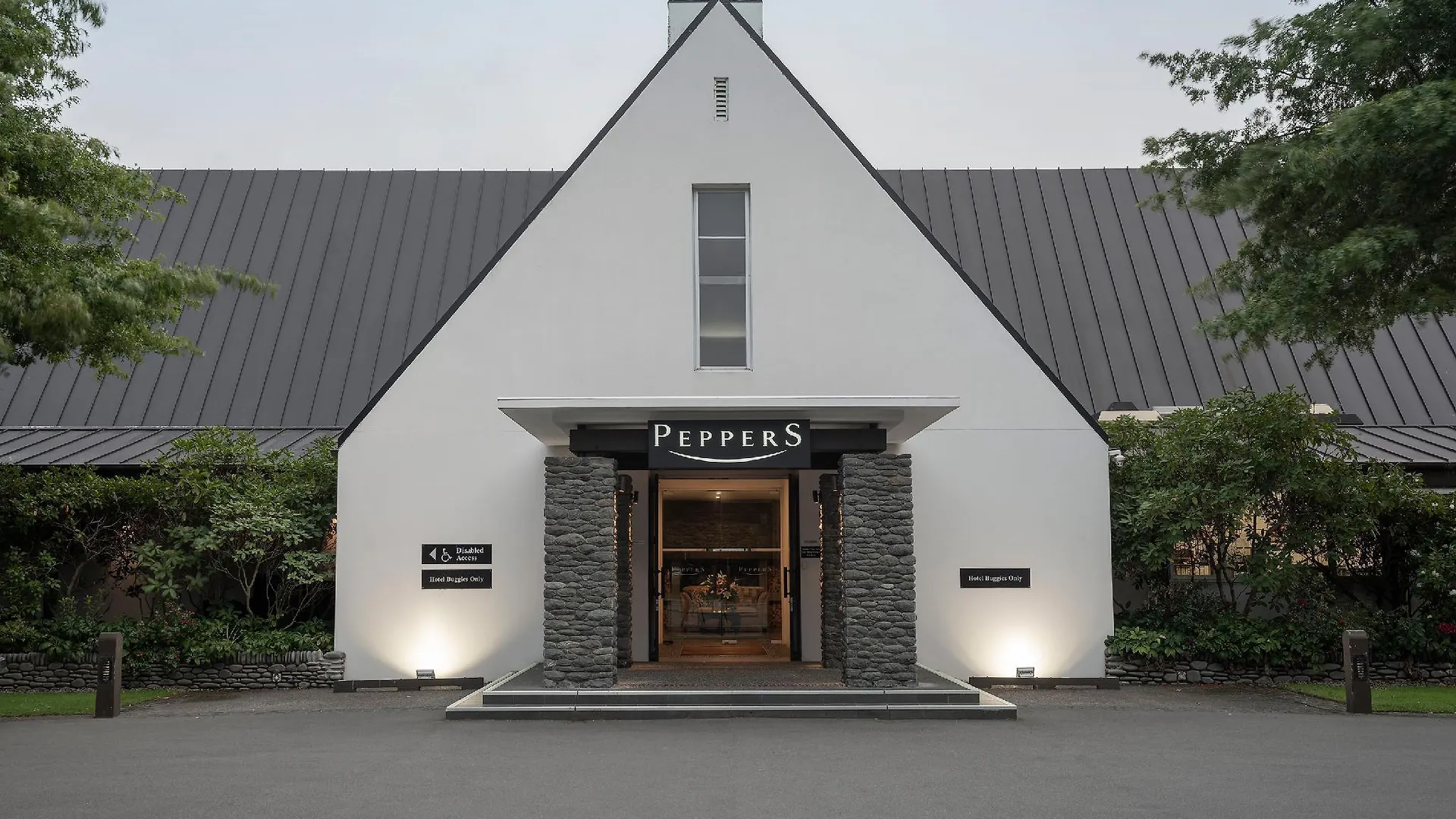 Peppers Clearwater Resort Christchurch Hotel